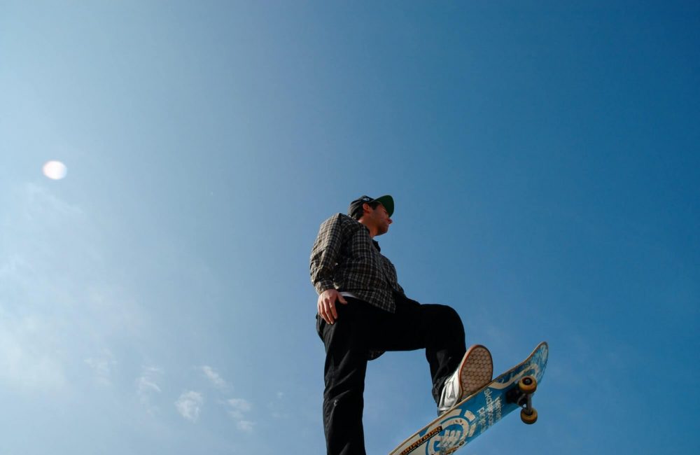 last uitzetten Verwant How to Skateboard in Your 30s - Goskate.com