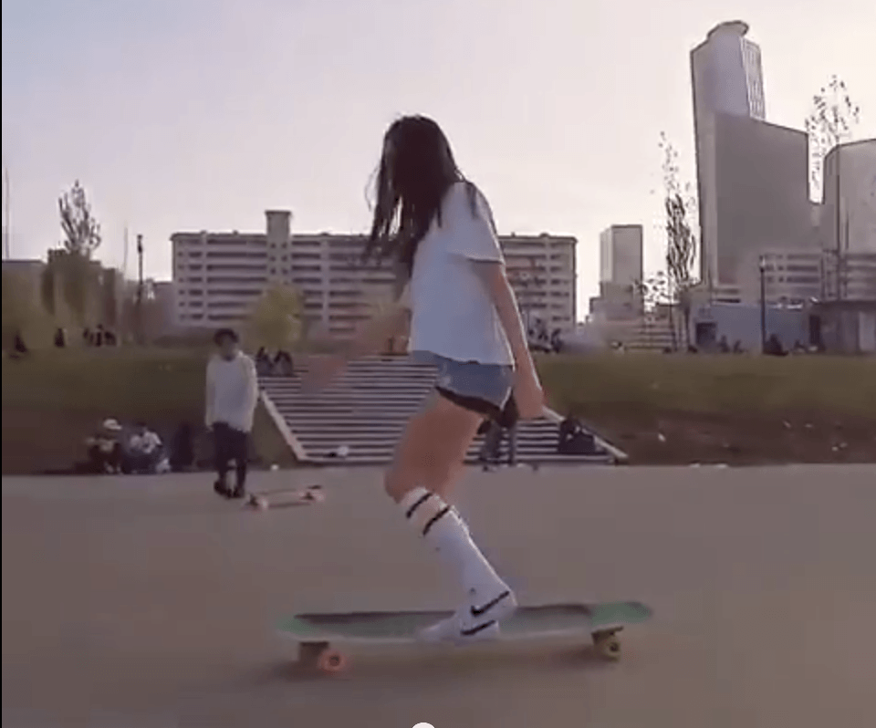 Korean Longboard Dancing Girl Breaks The Internet I Skateboard Lessons 
